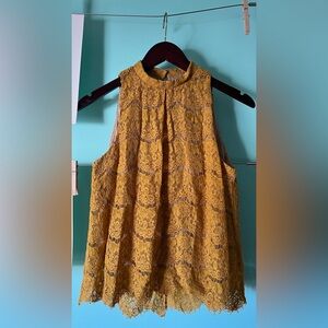 Love, Fire cropped lace sleeveless yellow top sz S